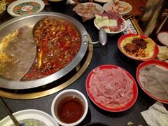 -沸炉重庆老火锅(军事博物馆店)