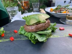 牛肉牛油果汉堡-Lets burger非常汉堡·环球风味(蓝色港湾店)