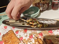 -嗨辣小聚·盘锦河蟹·海鲜烧烤龙虾(盘锦十年好店)
