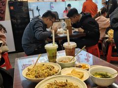 -扬二春炒饭(国庆路总店)