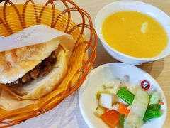-闫家驴肉老店(华电一校店)