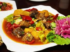 土豆烧牛肉-新疆伊宁远征餐厅