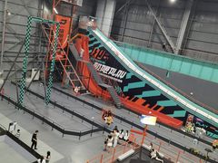 -极限PLAY运动娱乐新世界·团建派对表演休闲馆·室内高空游乐园