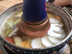 -毛辣果·贵州红酸汤牛肉火锅(西单店)