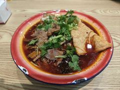 -刘二姐襄阳牛肉面(鸟巢店)