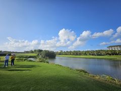 -海南鉴湖蓝湾高尔夫球会