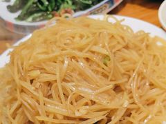 -一群羊手扒肉·火锅·早茶(远东公寓店)