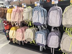 -迪卡侬(环球港店)