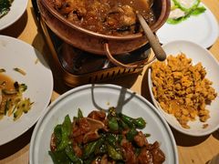 -关东小磨东北菜(上海长风大悦城店)