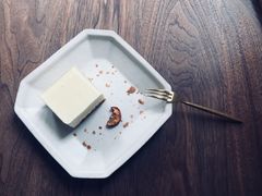 白桃百香糕-知亘茶食