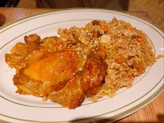 -玛格萝妮比萨屋(陆家浜路店)