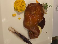 脆皮烤乳猪-蝶舍·MAISON PAPILLON