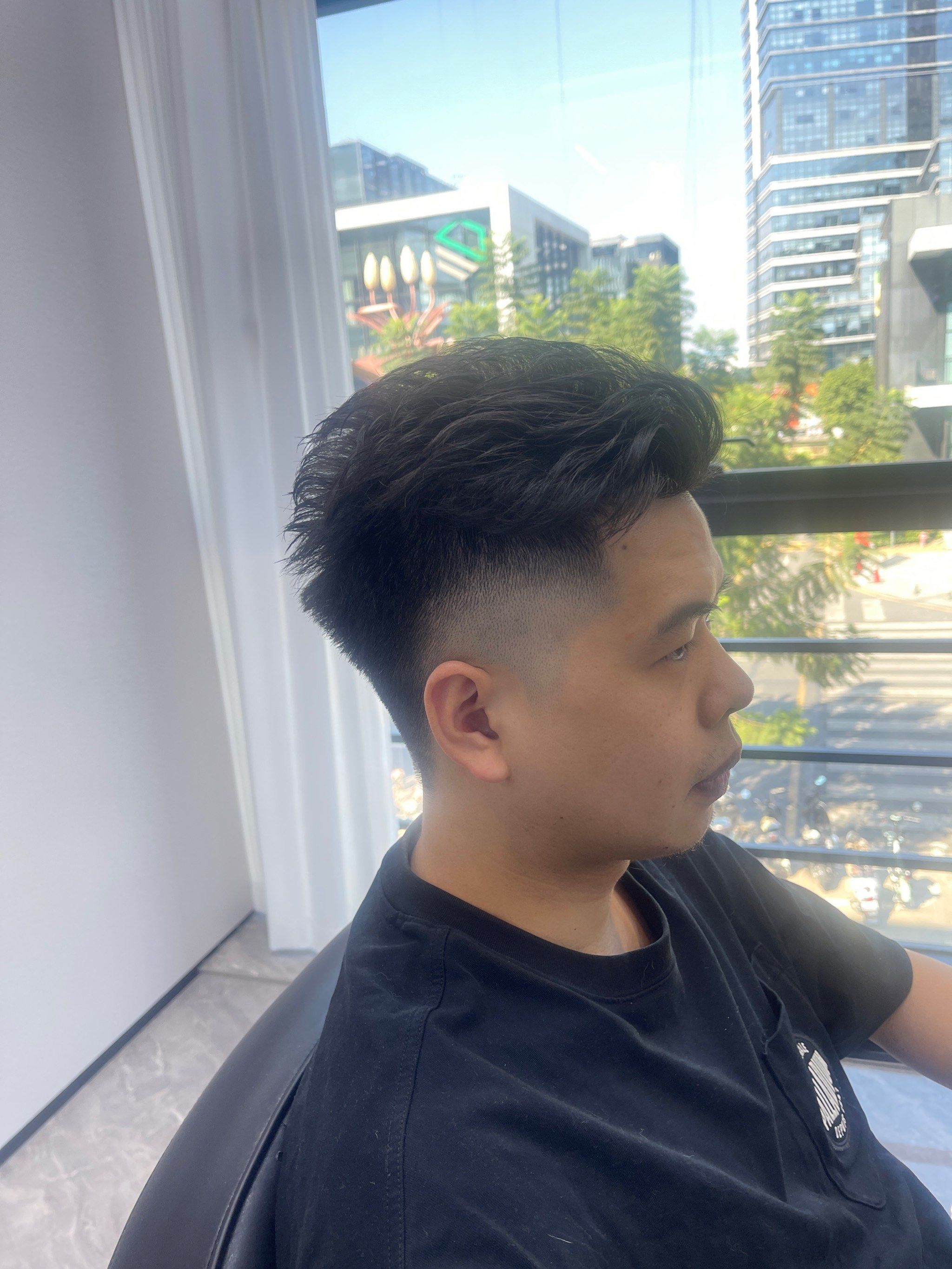 龙须侧背新老风格发型的碰撞纹理感超强的同时还更显阳光干净清爽