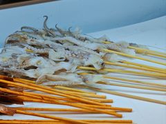 -哈尔滨小酒馆·鲜肉现穿自助烧烤(康新花园店)