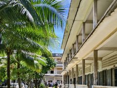 -吐斯廉屠杀博物馆