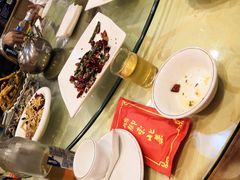 -鹤乡东北菜(崮山路店)