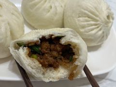 七品酱肉包-李与白包子铺(桐梓林店)
