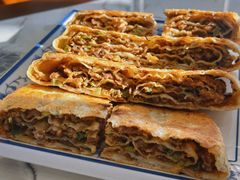 -虹海圣肉饼店家常菜馆