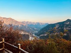 -周口店坡峰岭风景区