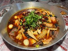 -川流不息·地道川菜·小龙虾(新松江路店)