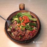 果然没让我失望，烤鸭和叉烧都要腌十三个小时