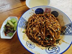 -杨伯英传统杂酱面