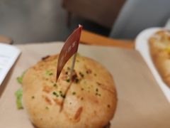 -必胜客(大宁路店)