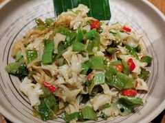 -云海肴·汽锅鸡·云南菜(天山百盛优客店)