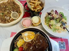 -绿茵阁西餐厅(中央广场店)
