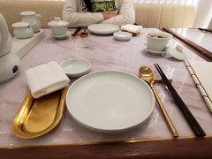 餐具摆设-喜鼎海胆水饺(平安金融中心店)