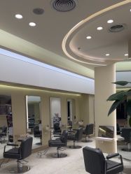 -Mentor Hair Salon
