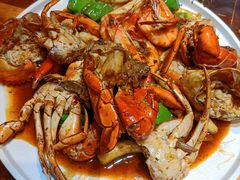 -臻鲜燕海鲜融合餐厅(金陵style店)