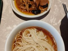 -松鹤面馆·古法焖肉面(观前店)