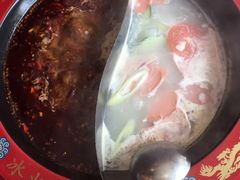 鸳鸯锅底-重庆巴九门老火锅(阳朔店)