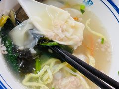 鲜肉馄饨-长人馄饨铺(解放街店)
