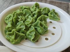 -今鲜源酒店·海鲜锅贴青岛菜(新湛路店)