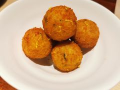 炸意大利米饭丸子-Mercato莫卡多露台餐厅与酒吧(K11店)