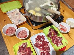 -养牛邓·潮汕牛肉海鲜自助火锅(广州店)