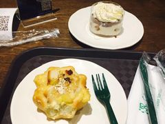 -星巴克臻选(南京金茂览秀城店)