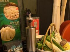 -润泽园椰子鸡(汇一城店)
