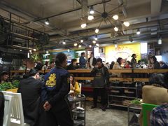 大堂-钢管厂歆瑞源油卤串串香(春熙路太古里店)