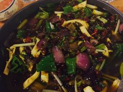 火爆黄喉-去吃小龙虾·江湖菜·烧烤(南滨路店)