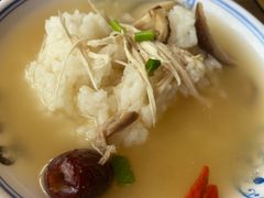 -肖四女乐山跷脚牛肉(南汇大学城生活广场店)