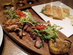 烤肉拼盘-造精酿餐厅