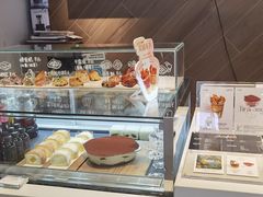 面包甜点陈列柜-香馥咖啡(民盈国贸城店)