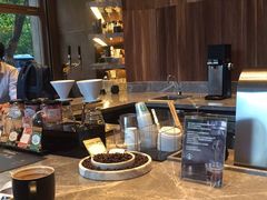 -星巴克臻选(南京艾尚天地店)