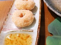 炸虾饼配泰国梅子酱-帕蓝·暹罗料理(大学路店)