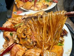 -刘淑芬·活鱼铁锅炖(北京首店)