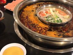 -邓莽子老火锅(中兴路总店)