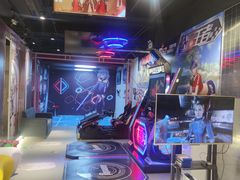 -VR+乐园·VR电竞·家庭亲子·密室逃脱·轰趴团建